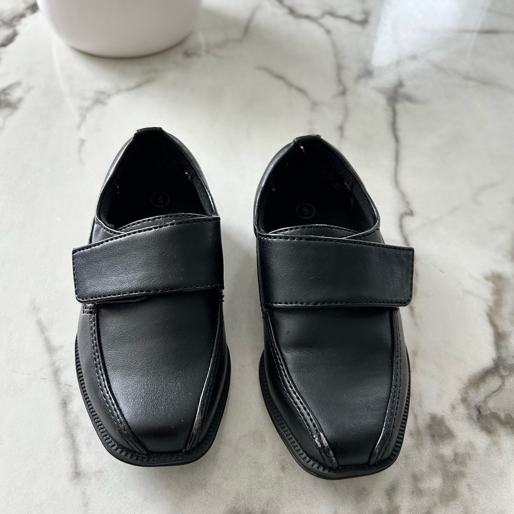 Toddler dress shoes